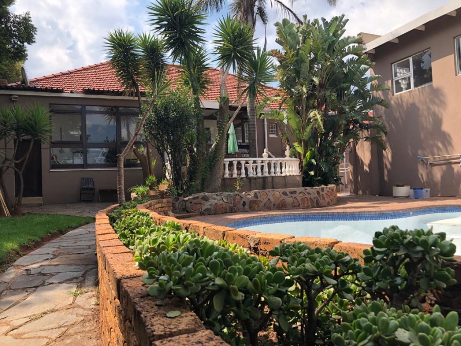 4 Bedroom Property for Sale in Observatory Gauteng