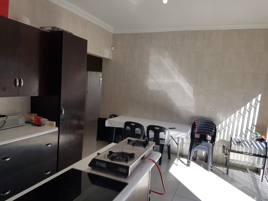 3 Bedroom Property for Sale in Bezuidenhout Valley Gauteng