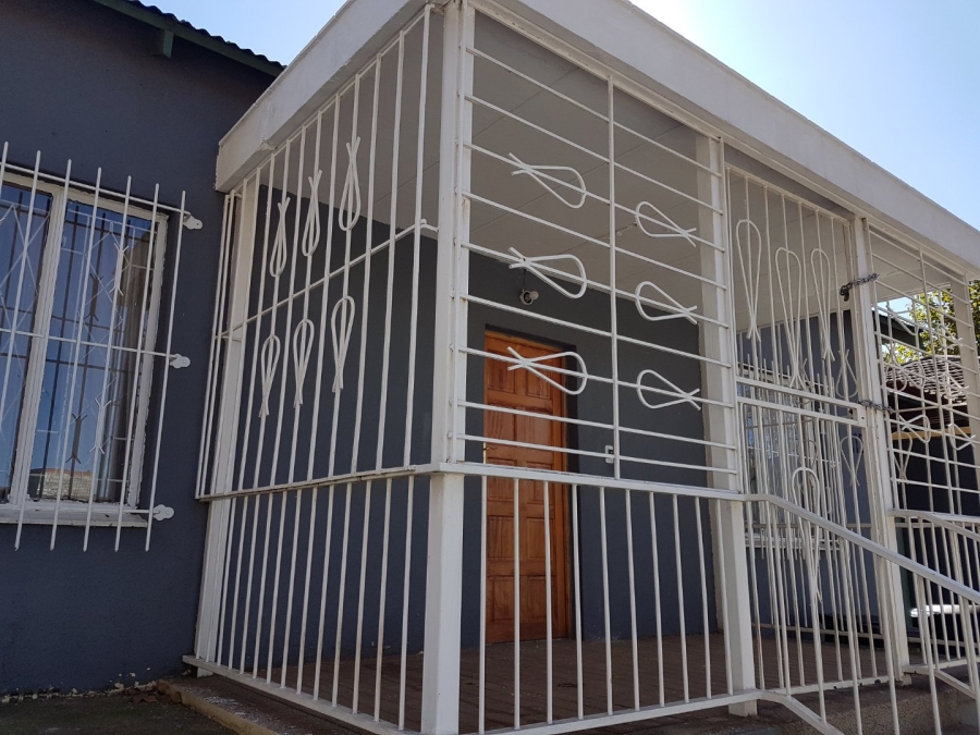 3 Bedroom Property for Sale in Bezuidenhout Valley Gauteng