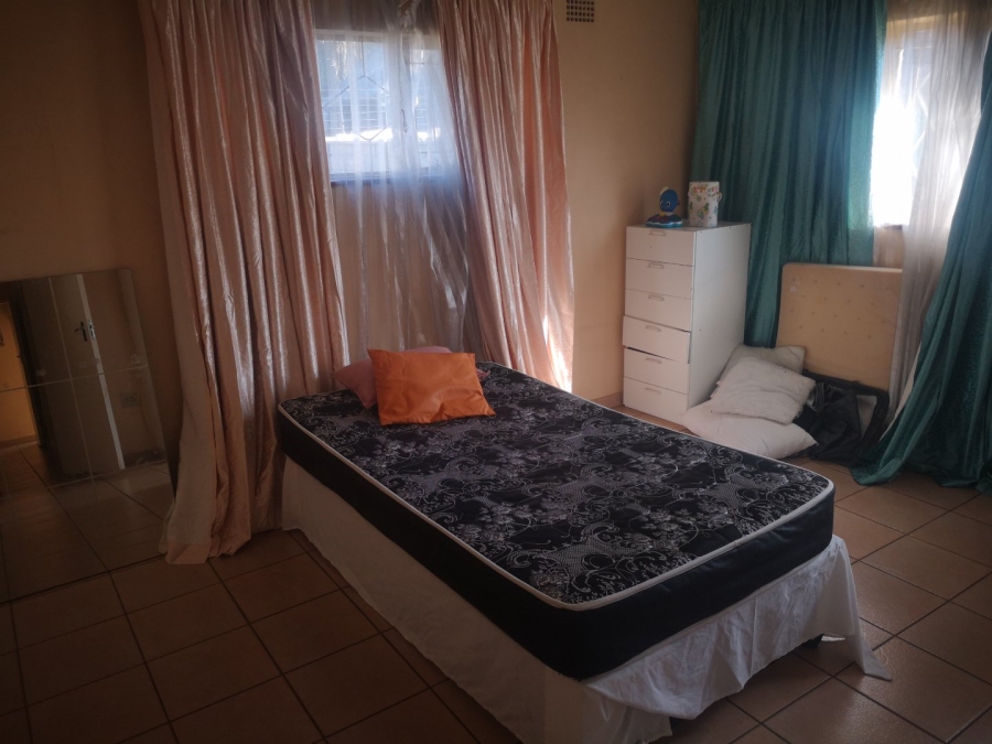 3 Bedroom Property for Sale in Wychwood Gauteng