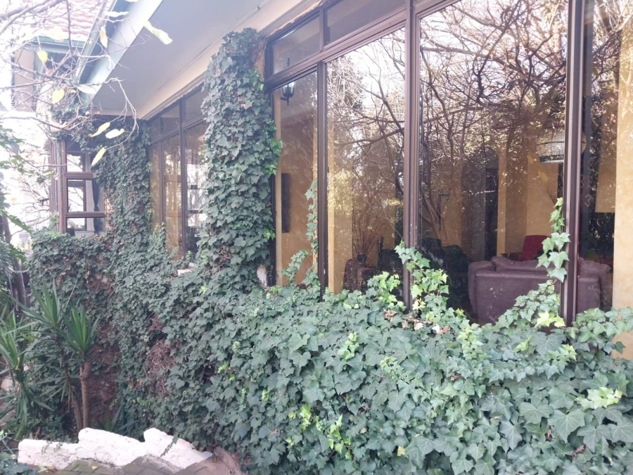 4 Bedroom Property for Sale in Kensington Gauteng