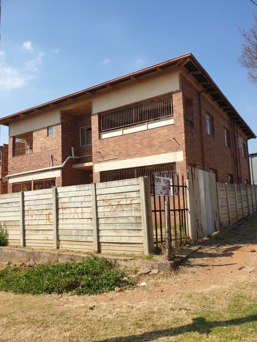 18 Bedroom Property for Sale in Troyeville Gauteng