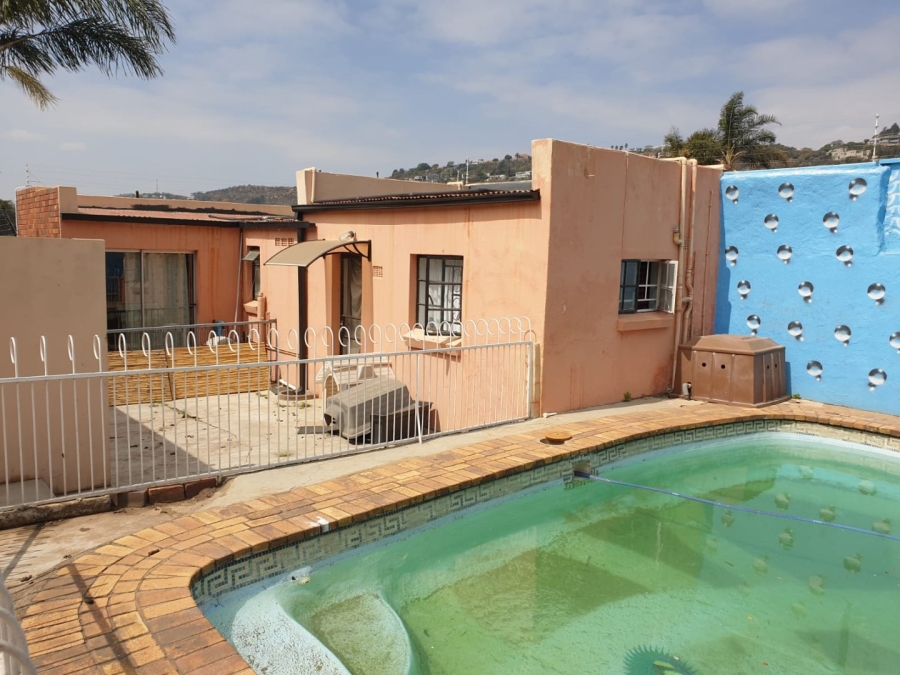 3 Bedroom Property for Sale in Orange Grove Gauteng