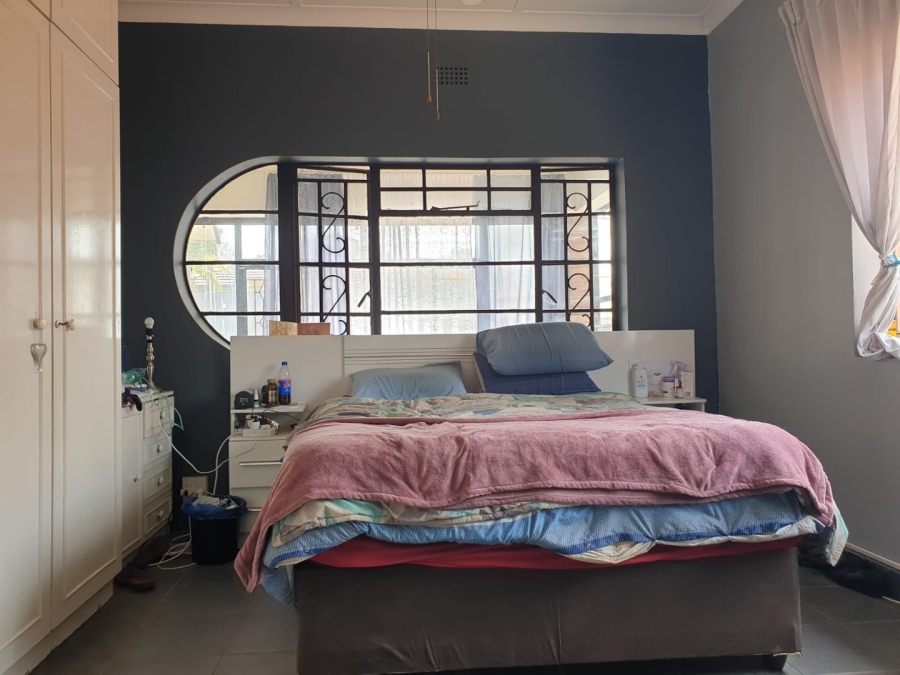 3 Bedroom Property for Sale in Orange Grove Gauteng