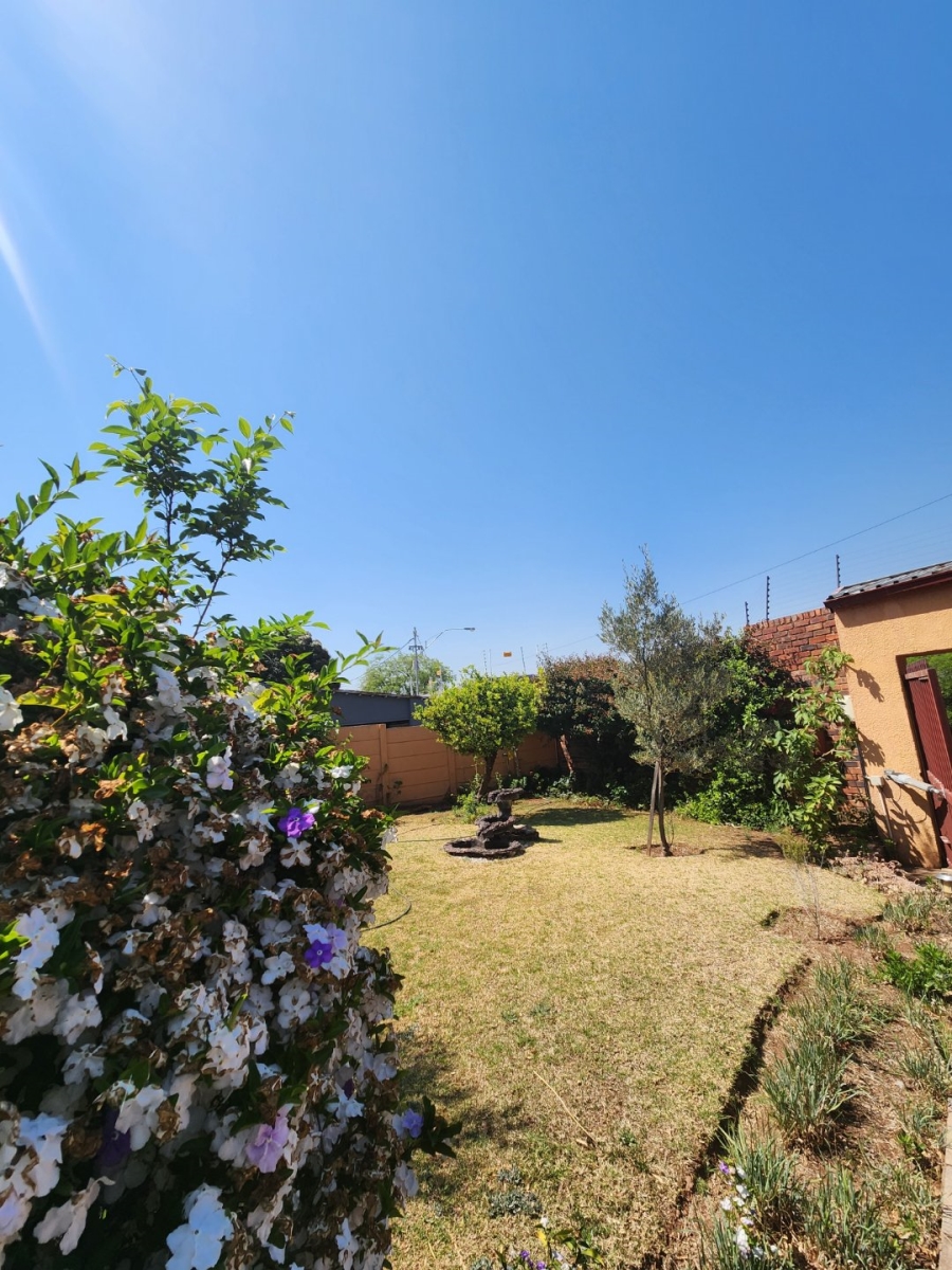 4 Bedroom Property for Sale in De Wetshof Gauteng