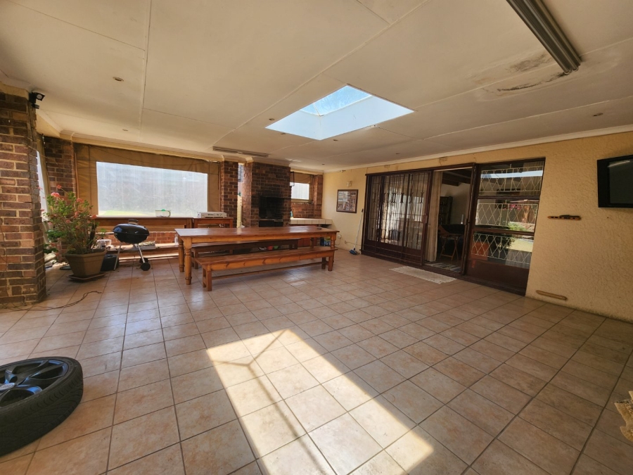 4 Bedroom Property for Sale in De Wetshof Gauteng