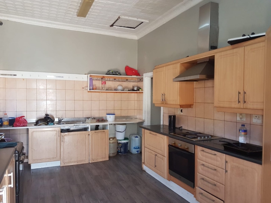 6 Bedroom Property for Sale in Kensington Gauteng