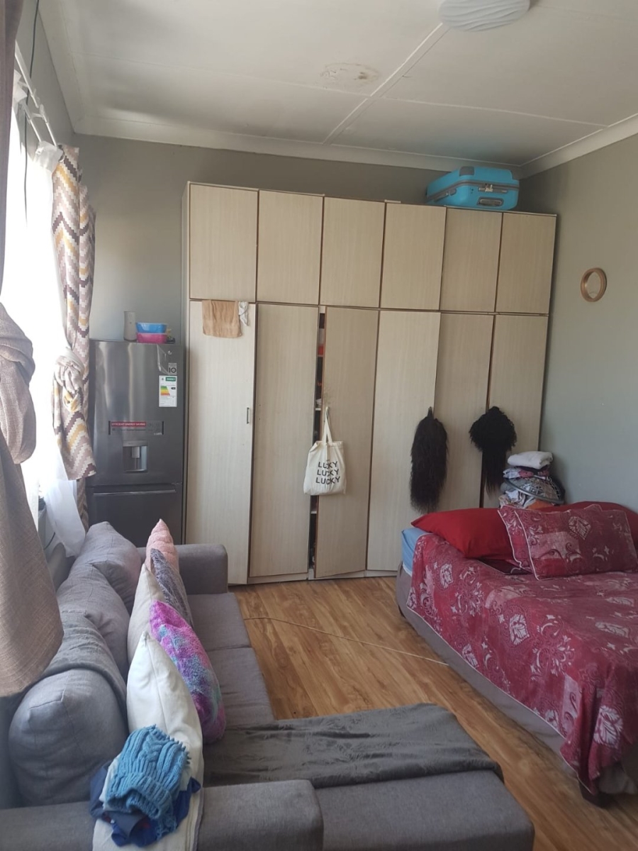 6 Bedroom Property for Sale in Kensington Gauteng