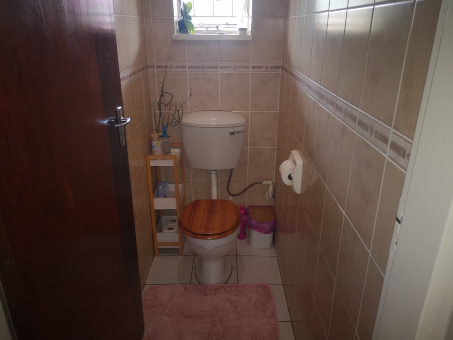 3 Bedroom Property for Sale in Dawnview Gauteng