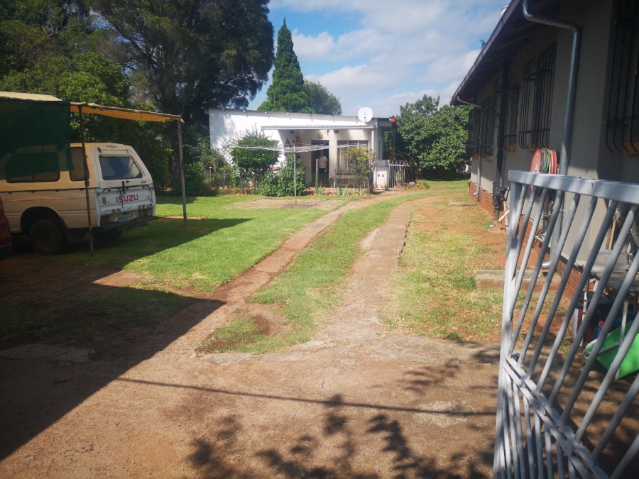 4 Bedroom Property for Sale in Simmerfield Gauteng