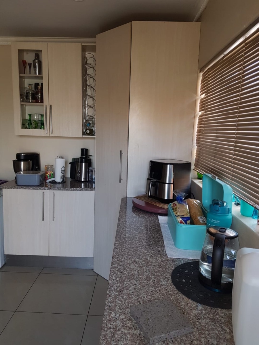 4 Bedroom Property for Sale in Sophiatown Gauteng