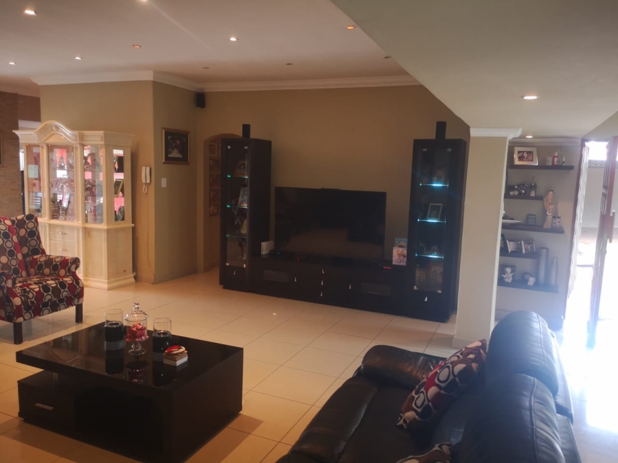 3 Bedroom Property for Sale in Dawnview Gauteng