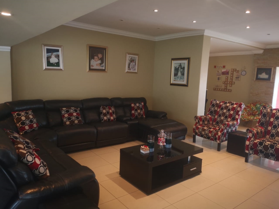 3 Bedroom Property for Sale in Dawnview Gauteng