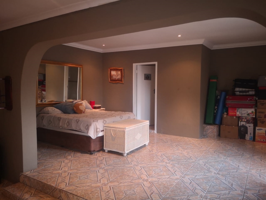 3 Bedroom Property for Sale in Dawnview Gauteng