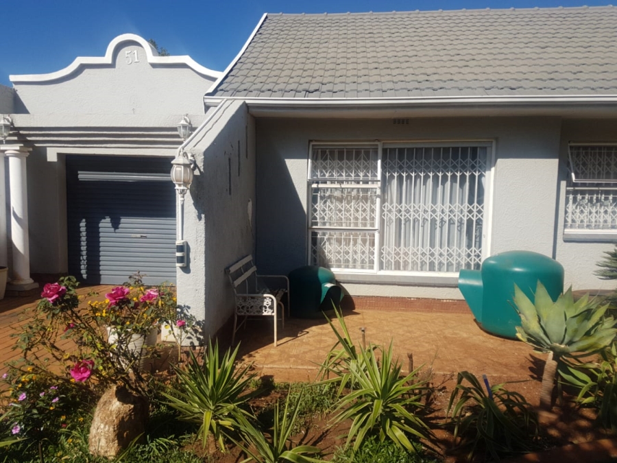 4 Bedroom Property for Sale in Birchleigh Gauteng