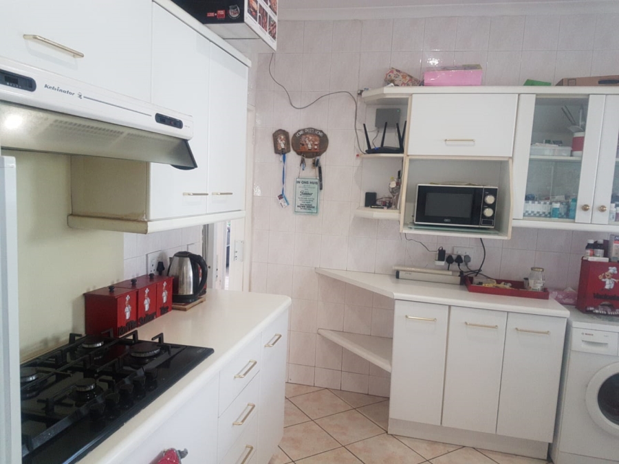 4 Bedroom Property for Sale in Birchleigh Gauteng