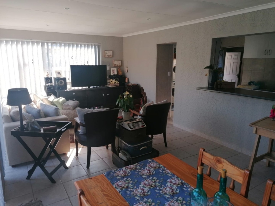 4 Bedroom Property for Sale in Birchleigh Gauteng