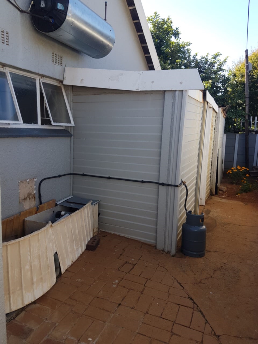 4 Bedroom Property for Sale in Birchleigh Gauteng