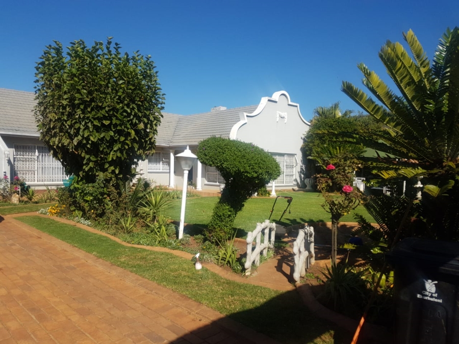 4 Bedroom Property for Sale in Birchleigh Gauteng