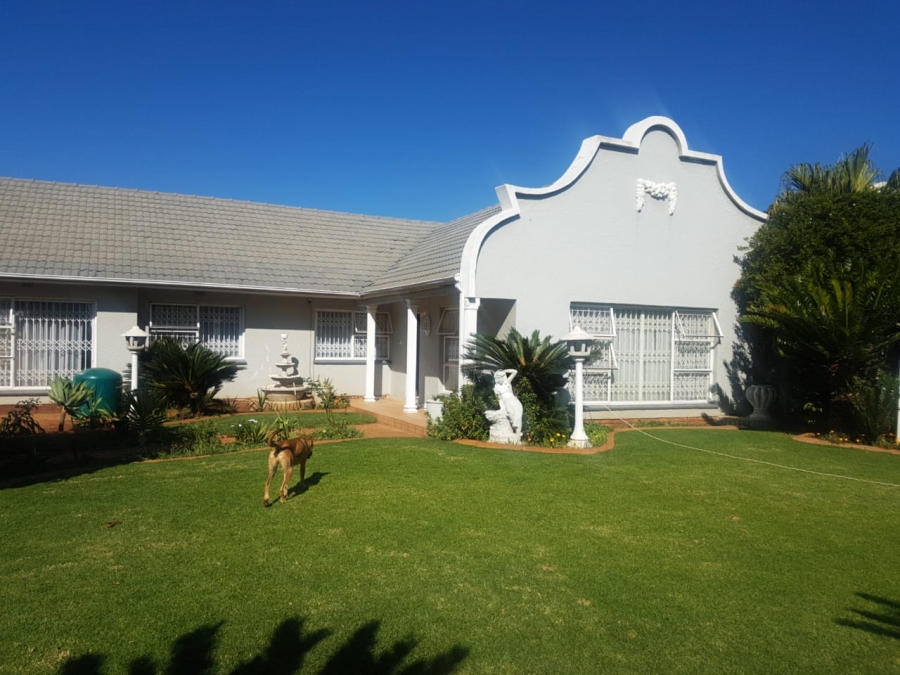 4 Bedroom Property for Sale in Birchleigh Gauteng