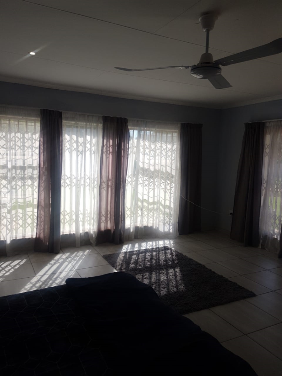 4 Bedroom Property for Sale in Birchleigh Gauteng