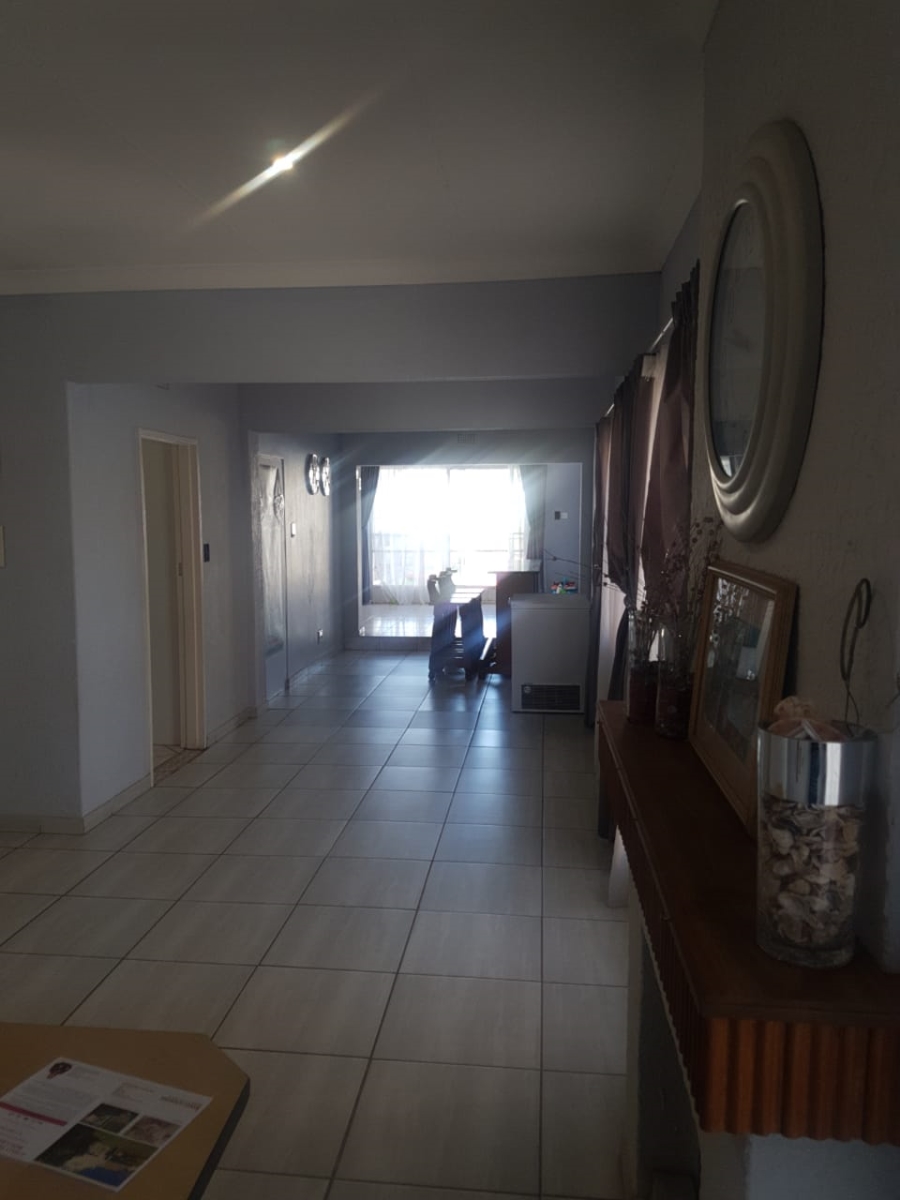 4 Bedroom Property for Sale in Birchleigh Gauteng