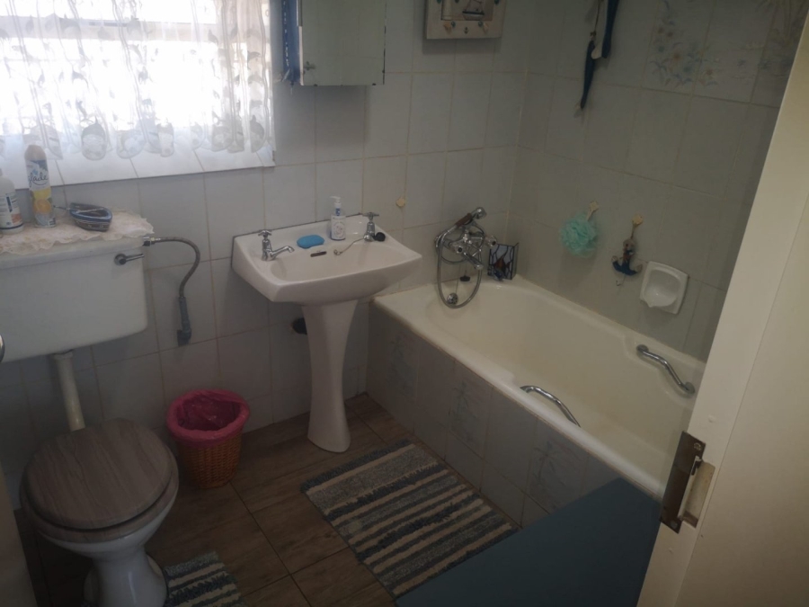 3 Bedroom Property for Sale in Marlands Gauteng