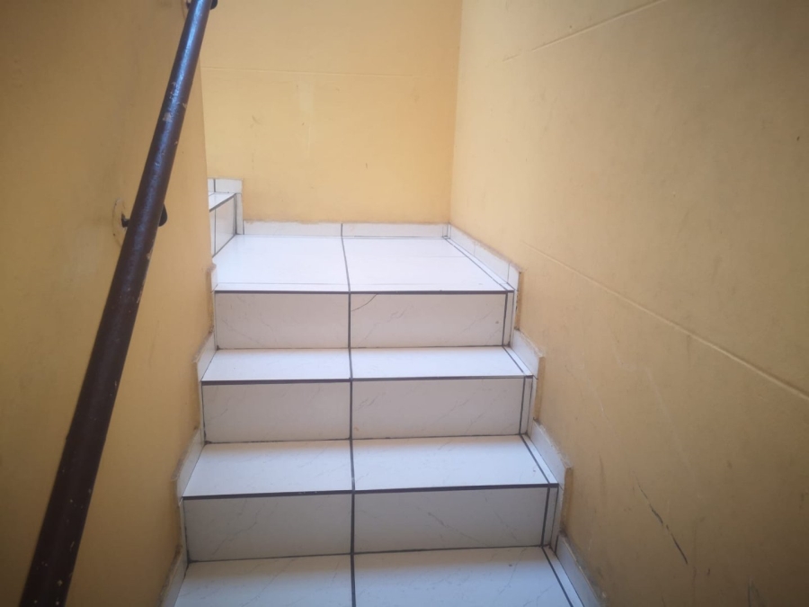 2 Bedroom Property for Sale in Jeppestown Gauteng