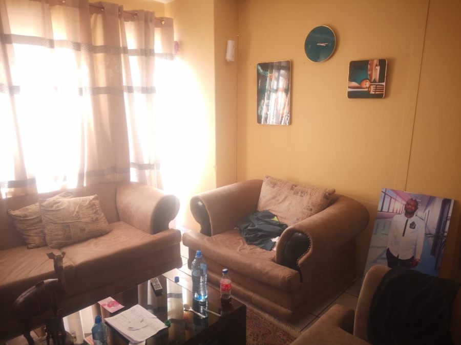 2 Bedroom Property for Sale in Jeppestown Gauteng