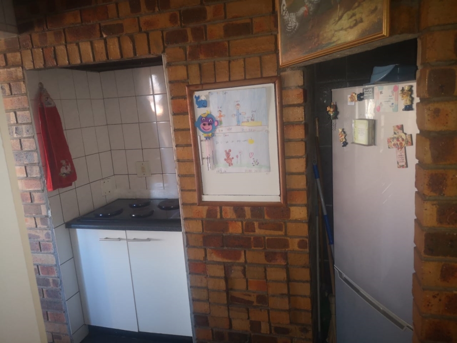 5 Bedroom Property for Sale in Marlands Gauteng