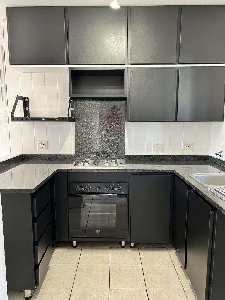 1 Bedroom Property for Sale in Observatory Gauteng