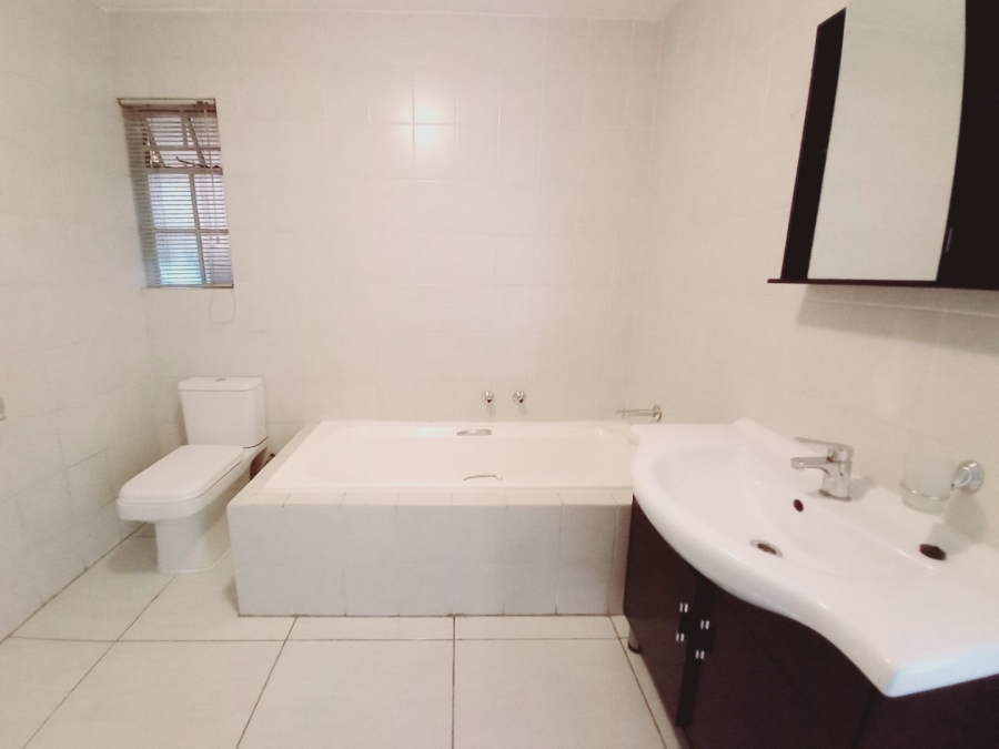 3 Bedroom Property for Sale in Marlands Gauteng