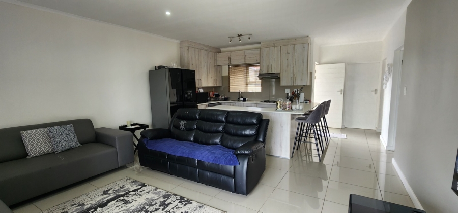 2 Bedroom Property for Sale in Illiondale Gauteng