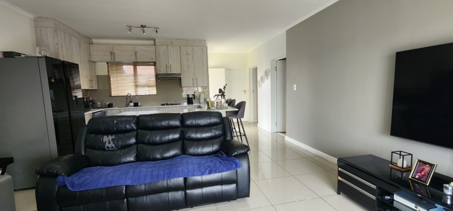 2 Bedroom Property for Sale in Illiondale Gauteng