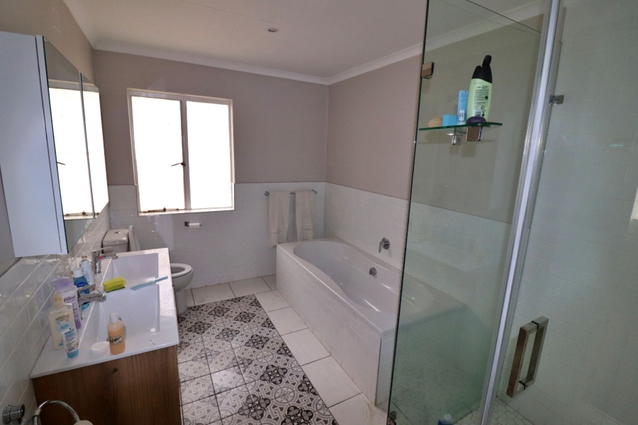 3 Bedroom Property for Sale in Fishers Hill Gauteng