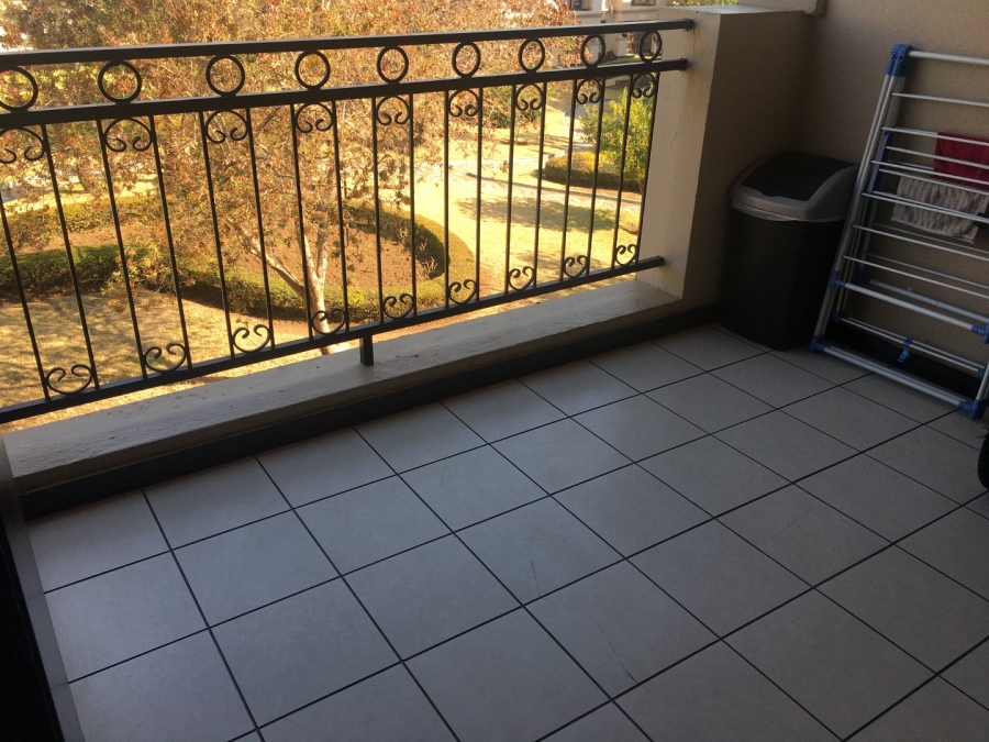 2 Bedroom Property for Sale in Noordwyk Gauteng