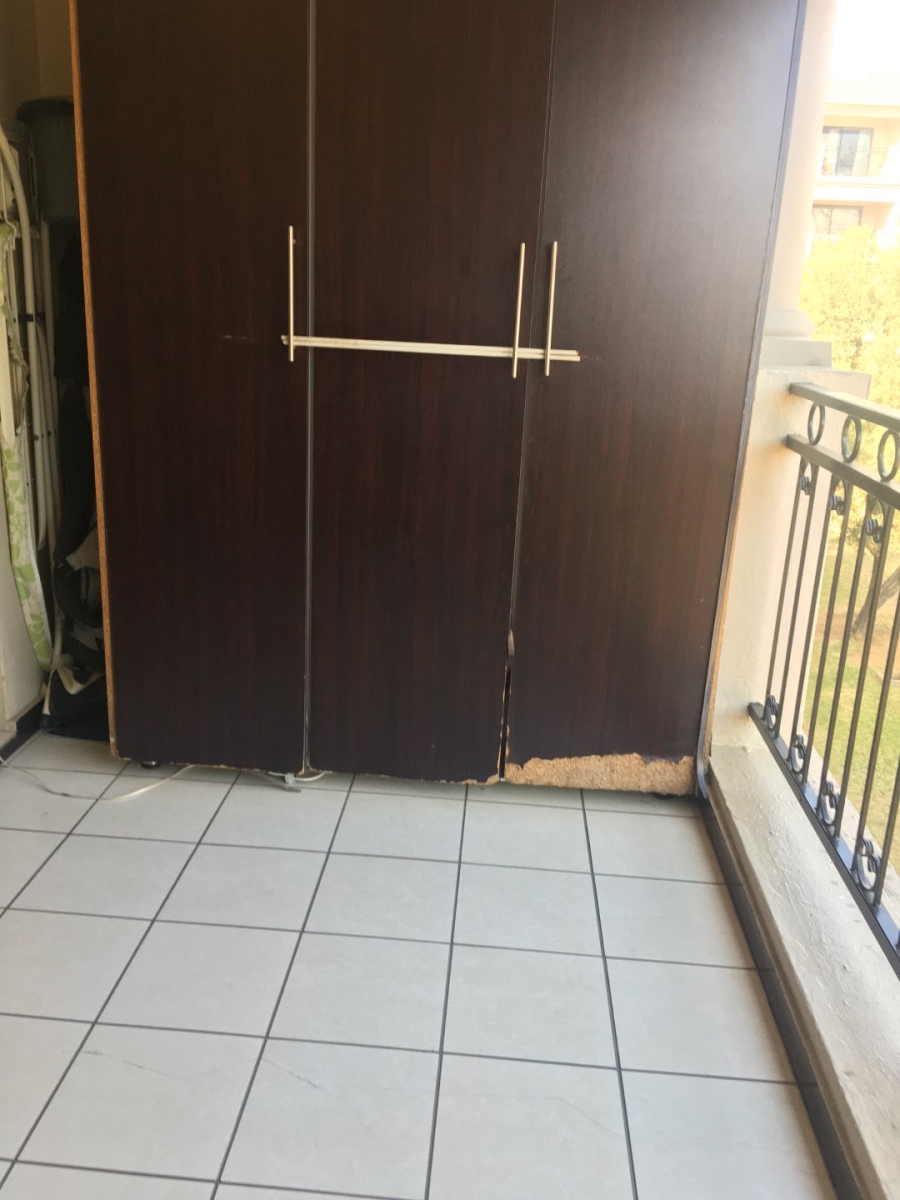 2 Bedroom Property for Sale in Noordwyk Gauteng