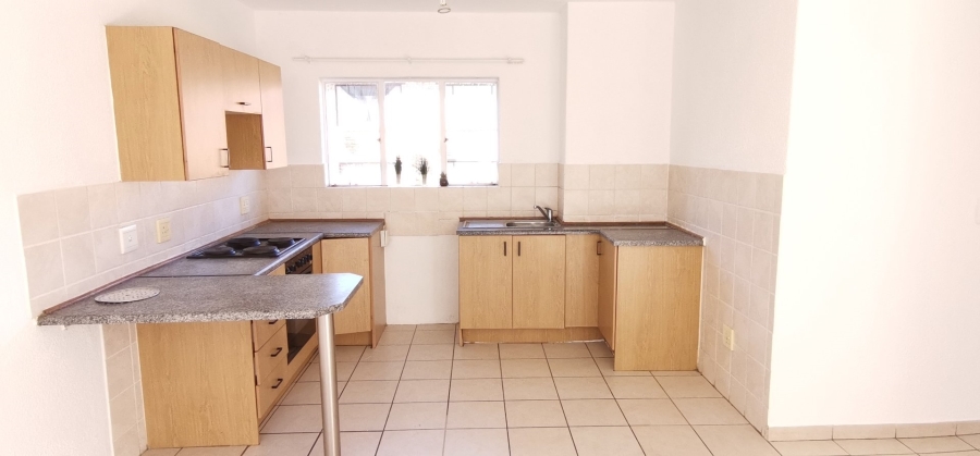 To Let 2 Bedroom Property for Rent in Meredale Gauteng