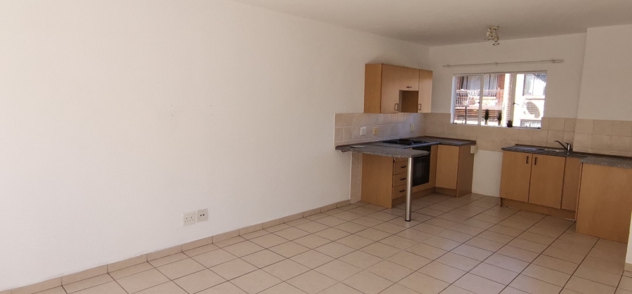 To Let 2 Bedroom Property for Rent in Meredale Gauteng