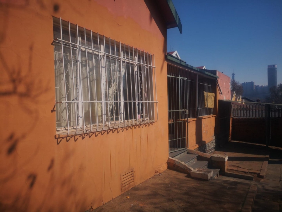 4 Bedroom Property for Sale in Troyeville Gauteng