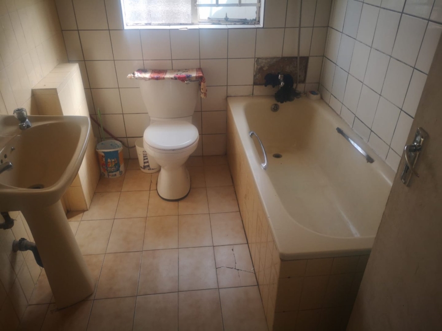 4 Bedroom Property for Sale in Troyeville Gauteng