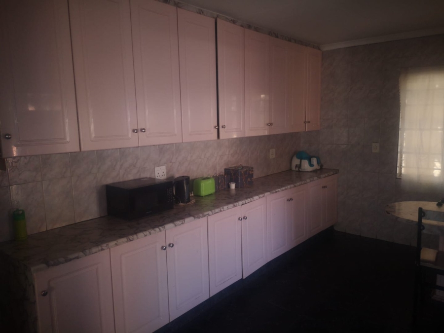 4 Bedroom Property for Sale in Troyeville Gauteng