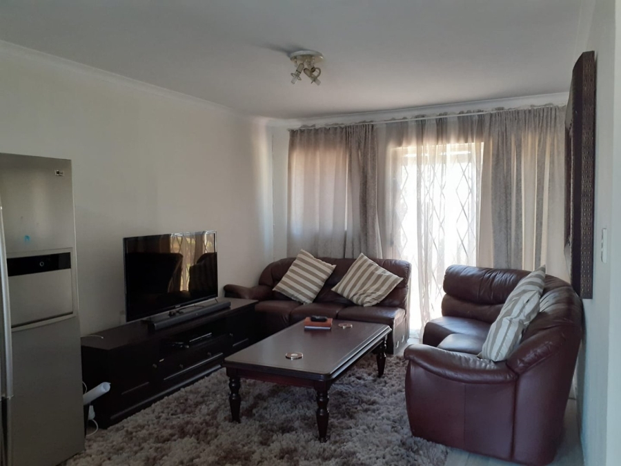 To Let 3 Bedroom Property for Rent in Aloe Ridge Estate Gauteng