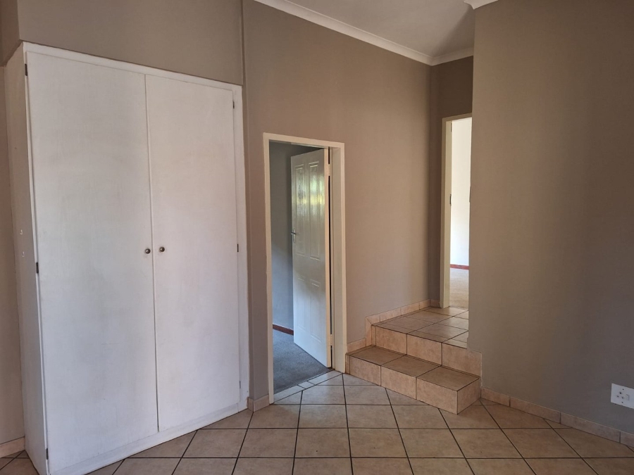 2 Bedroom Property for Sale in Olympus AH Gauteng