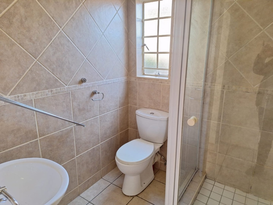 2 Bedroom Property for Sale in Olympus AH Gauteng