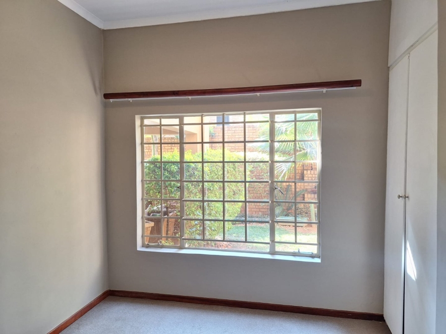 2 Bedroom Property for Sale in Olympus AH Gauteng