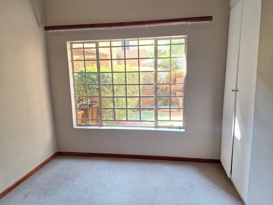 2 Bedroom Property for Sale in Olympus AH Gauteng