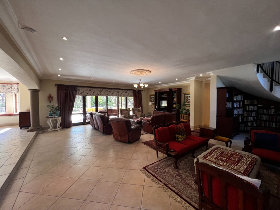 6 Bedroom Property for Sale in Leeuwfontein Estate Gauteng