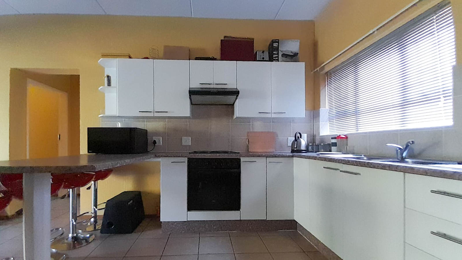 To Let 2 Bedroom Property for Rent in Weltevreden Park Gauteng