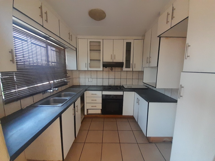 2 Bedroom Property for Sale in Philip Nel Park Gauteng